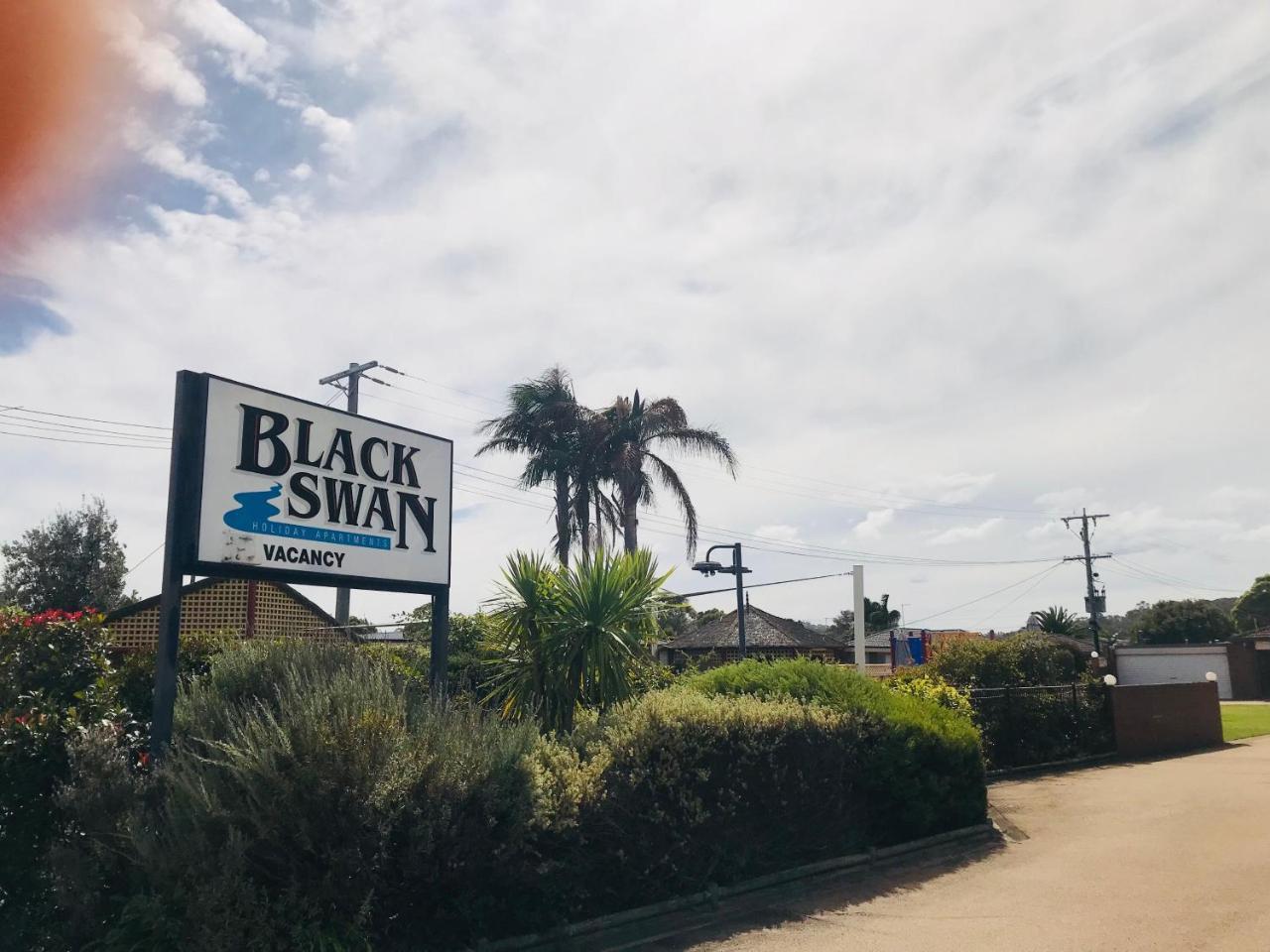 Black Swan Motor Inn Lakes Entrance Exteriér fotografie